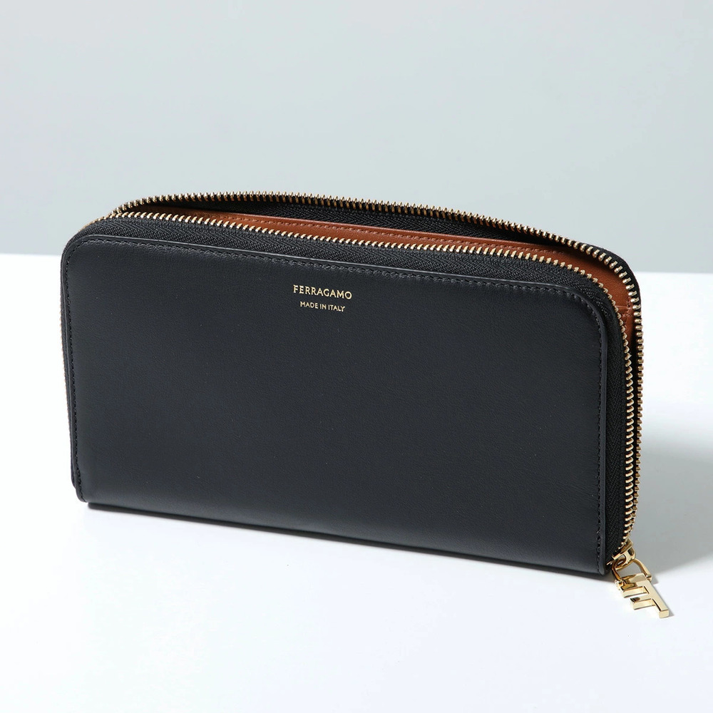Salvatore Ferragamo Round Zip Long Wallet Leather